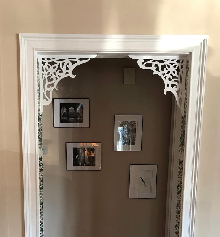 Feather Corners' Wood Décor